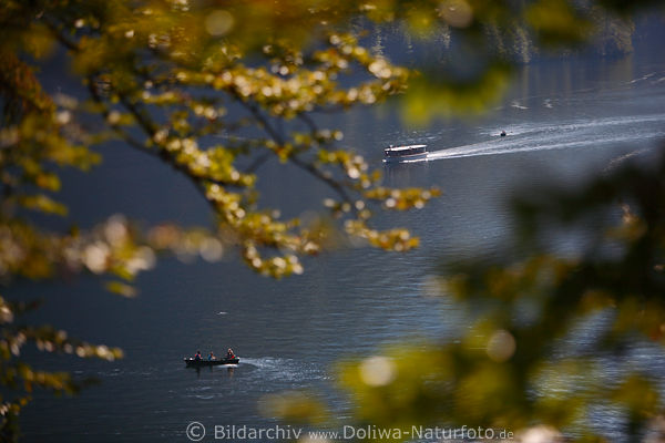 Familienurlaub auf Königssee-Wasser Bootsausflug in Naturbild rudern paddeln auf Seetafel