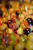 50193_ Buntes Stäbchen-Spiessenfeld Partyspiesse mit Weintrauben, Trauben als Häppchen & schnelle Partykost