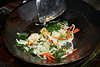 Fried vegetables from Pan in Wok photo, grünes Gemüse mit Ei auf Thai-art, Gericht aus der Pfanne