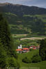 Waisach Dorfhäuser Kirche Foto grünes Drautal Kärnten Alpenlandschaft mit Gaugen Blick