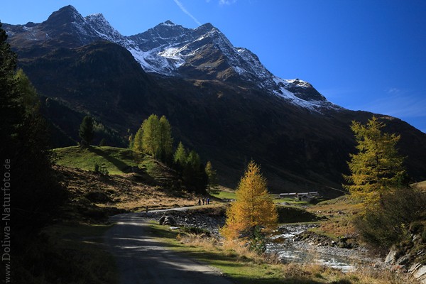 Schwarzachtal Berge Herbst Landschaft Naturfotos Osttirol wandern am Ende Defereggental