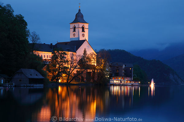 Sankt Wolfgang Kirche Seepanorama Abendlichter Blauwasser Romantik