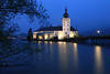 Gmunden Schloss-Orth Nachtromantik Foto in Traunsee Blauwasser Lichtstimmung Reisebild