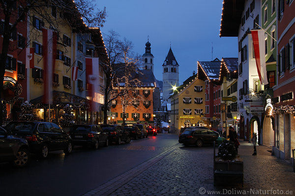 Kitzbühel Foto Adventszeit Lichter Abend Winterbild City Kirchtürme Weihnachten