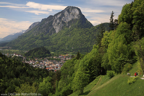 Pendling Bergpanorama Kufstein Alpenlandschaft Frühling grüne Natur Wanderer Inntal