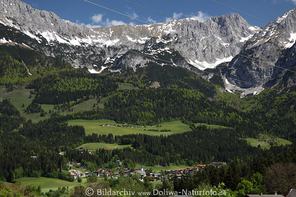 Scheffau Panorama am Fuß Felsen Berge Wilder-Kaiser Alpenlandschaft Naturidyll