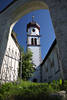 Mieming Reise Fotos Kirchturm unterm Mauerbogen Eingangstor Obermieming Kirche