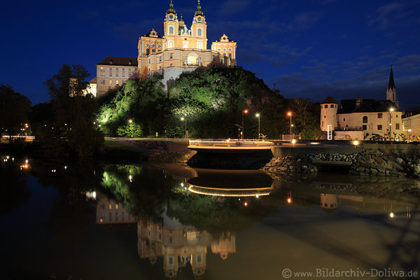 Donaupanorama Stift Melk Nachtfoto Burg Altstadt Nachtlichter Wachau Reise Romantik
