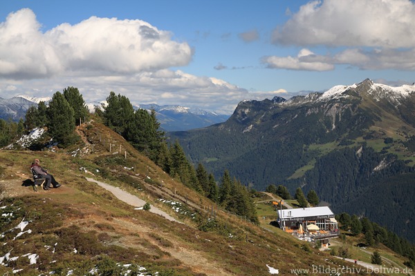 Penkenjoch Berge Alm Wanderer Panorahma Restaurant Alpenblick ber Zillertal Naturfoto