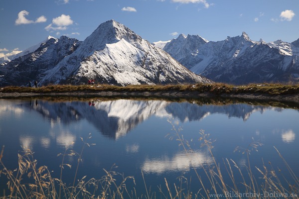 Penkensee Berggipfel Zillertaler Alpen Hochgebirge in Schnee ber Wasser Naturbild