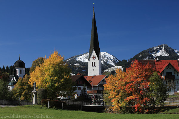 Fischen Kirchen Herbstlandschaft Oberallgäu Bergdorf an Iller Alpenblicke