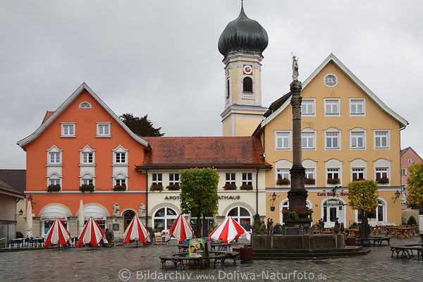 Immenstadt Marienplatz mit Rathaus & Kirchturm