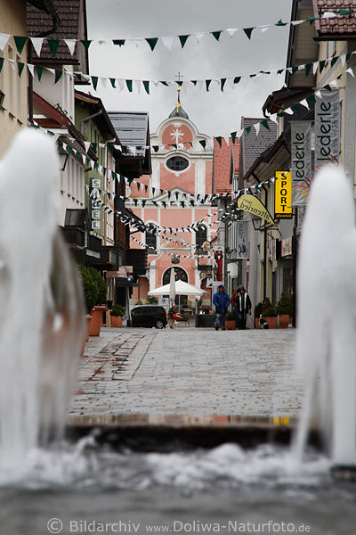 Immenstadt Fontnen Blick auf Hofgartenstrae mit Klosterkirche St. Josef