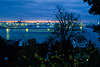 2872_Containerhafen velgnne Nachtlichter Foto in Hamburg an Elbe bei Dmmerung am Flusswasser