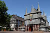 Frankenberg historisches Rathaus Türme neben Marktplatz Hotel Rats Schänke