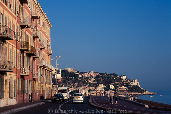 Nizza an Cote d'Azur Kste Seepromenade Autoverkehr 