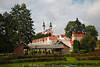 Parkgarten Bild Klosters Wigry Kontemplation Platz Meditation im Grnen Foto vor Klostermauer