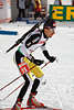 815045_Slowakei Biathlet Marek Matiasko Foto auf Biathlonloipe laufen mit Gewehr nach Schiessen Nahportrt im Stadion