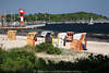 Ostseestrand Eckernfrde Strandkorb-Urlauber am Meer Leuchtturm