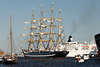 Segelschiff Krusenstern Fotos (Padua) + Rigmor von Glckstadt bei Hafengeburtstag Schiffsparade