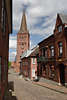 702109_Pln Altstadt Gasse mit Ev.-Luth. Marktkirche Blick in Foto