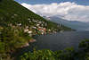 906100_Carmine Fotos Lago Maggiore Carmine Kste Bilder Piemont Reise Italia Urlaub am Bergsee